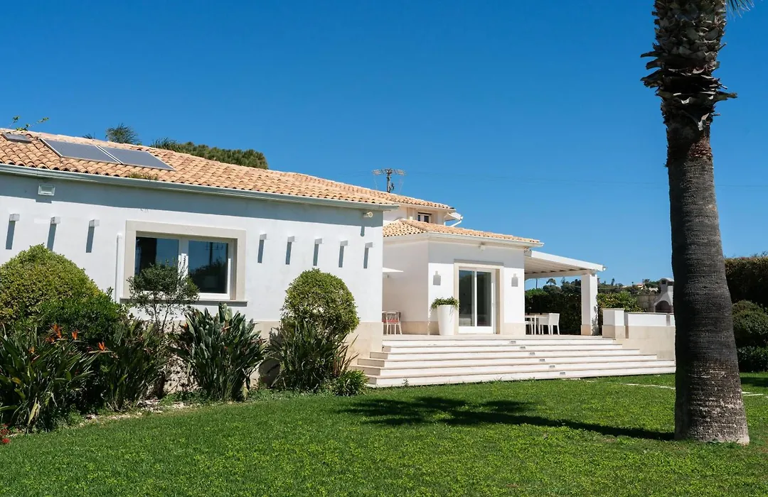 Villa Elena By Ortigia Apartments-1